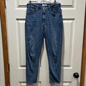 LOFT Curvy Mid-rise Jeans with Frayed Hem